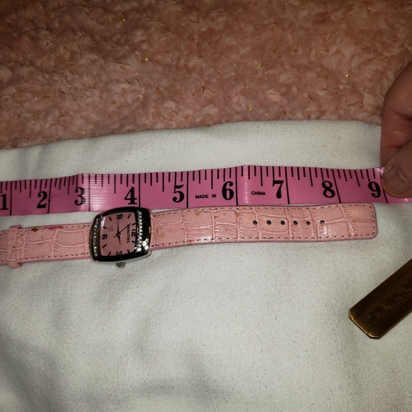 Realities Watch - Picture 6 of 6